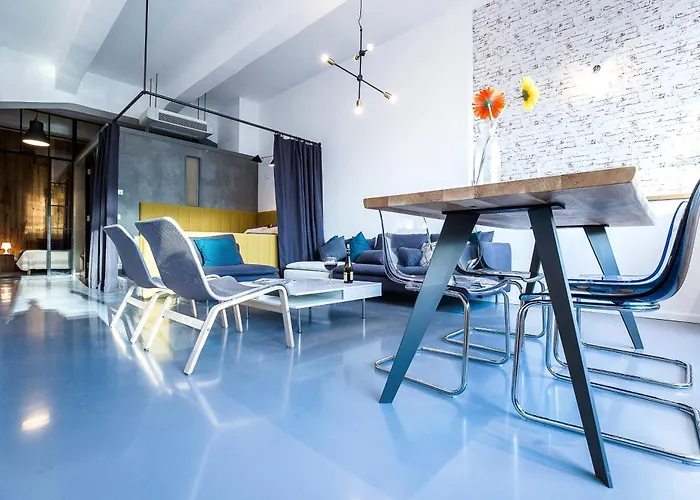 Loft Astoria Suites By Vagabond